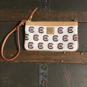 DOONEY & BOURKE wristlet